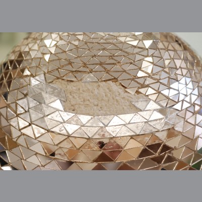 Monir Shahroudy Farmanfarmaian’s sculptur restoration